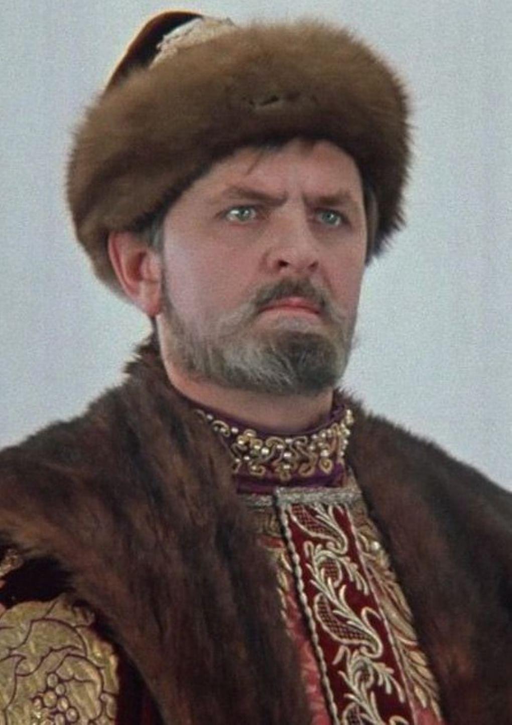 Юрий Яковлев в роли Иоанна Грозного в фильме «Иван Васильевич меняет профессию» (1973)