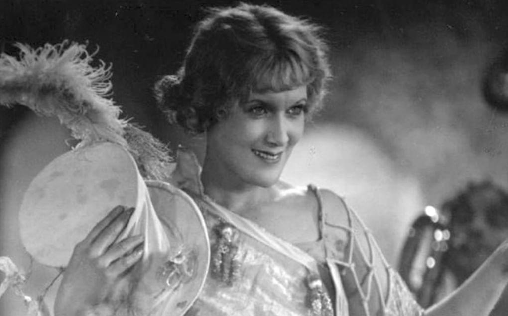 Любовь Орлова в художественном фильме «Веселые ребята» (1934)