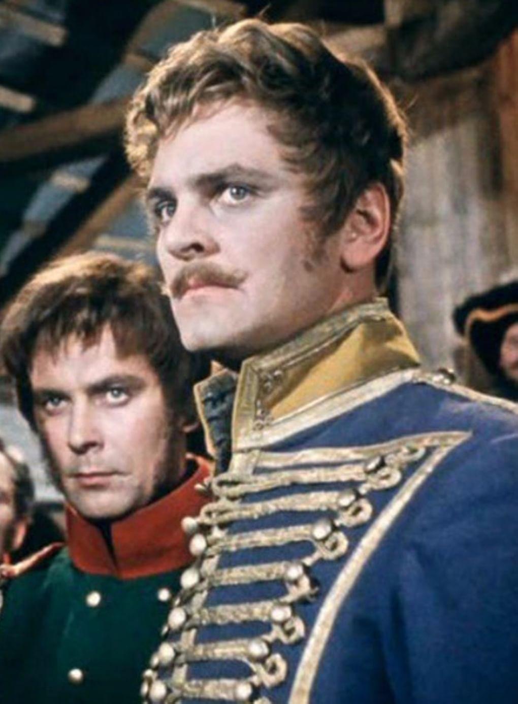 Юрий Яковлев в роли поручика Дмитрия Ржевского в художественном фильме Эльдара Рязанова «Гусарская баллада» (1962)