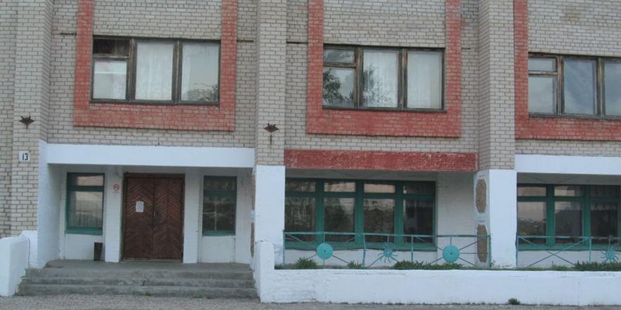 Основное изображение для учреждения Цвилингская сельская библиотека