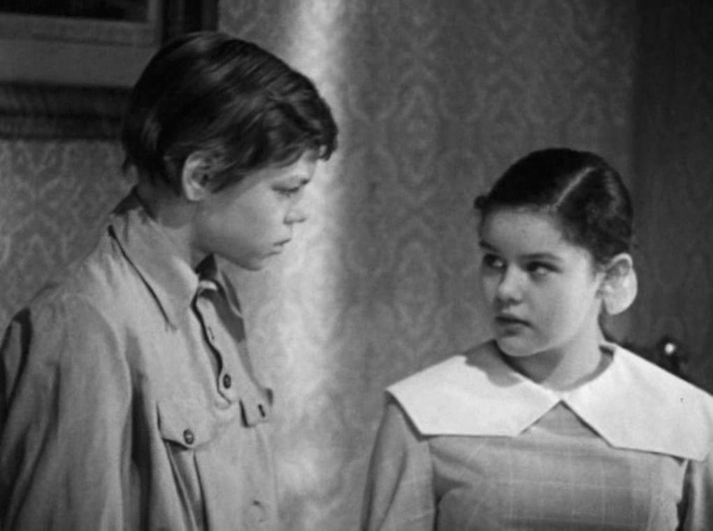 Кадр из художественного фильма Евгения Карелова «Два капитана» (1976)