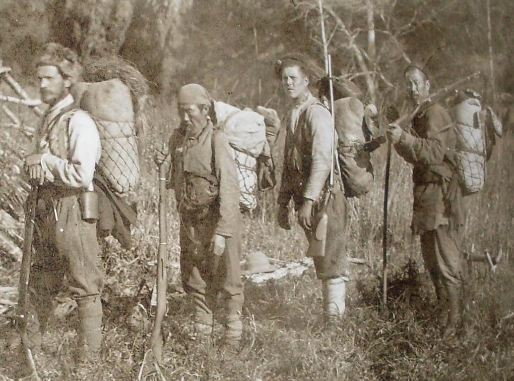 Владимир Арсеньев, Дерсу Узала и другие участники экспедиции по  Уссурийской тайге. Фотография: librebook.me