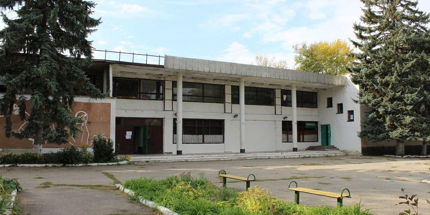 Основное изображение для учреждения Крымскорозовский сельский дом культуры