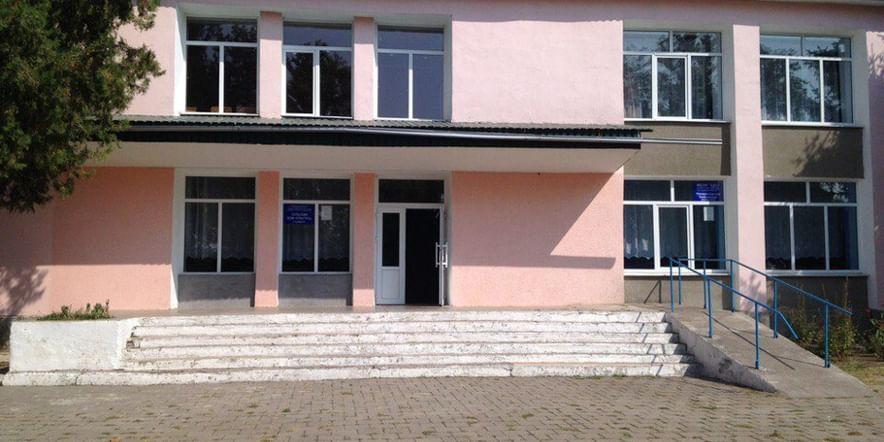 Основное изображение для учреждения Дом культуры с. Урожайного