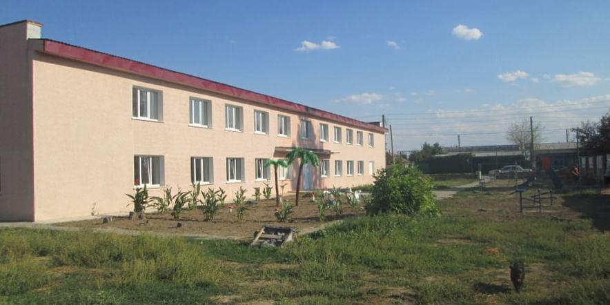 Основное изображение для учреждения Кропоткинский сельский клуб