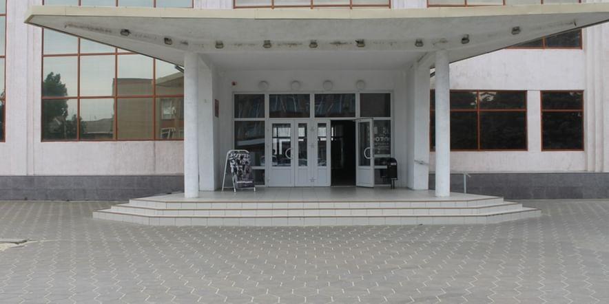 Основное изображение для учреждения Дом культуры Морозовского района