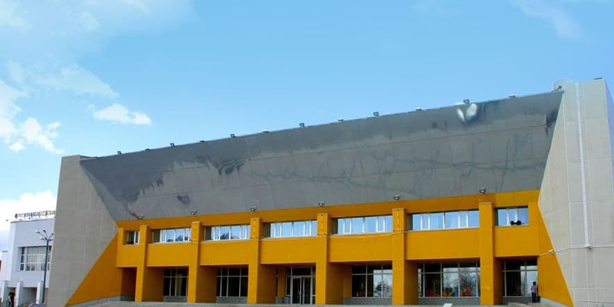Основное изображение для учреждения Дворец культуры «Октябрь»