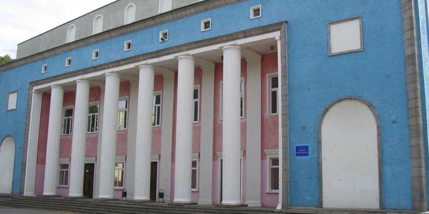 Основное изображение для учреждения Дворец культуры города Новомосковска