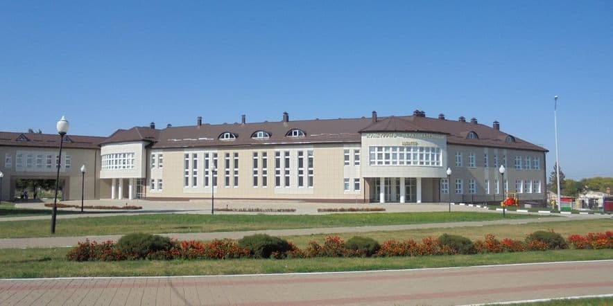 Основное изображение для учреждения Илек-Пеньковский сельский дом культуры