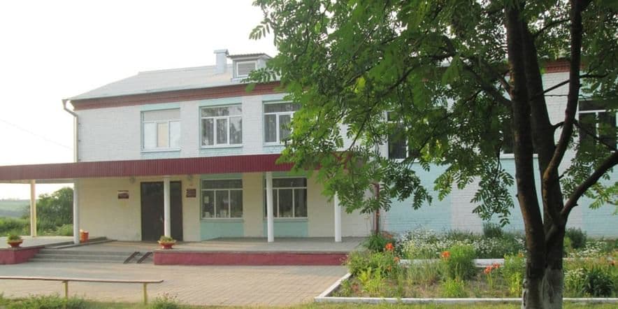 Основное изображение для учреждения Мазикинский сельский дом культуры
