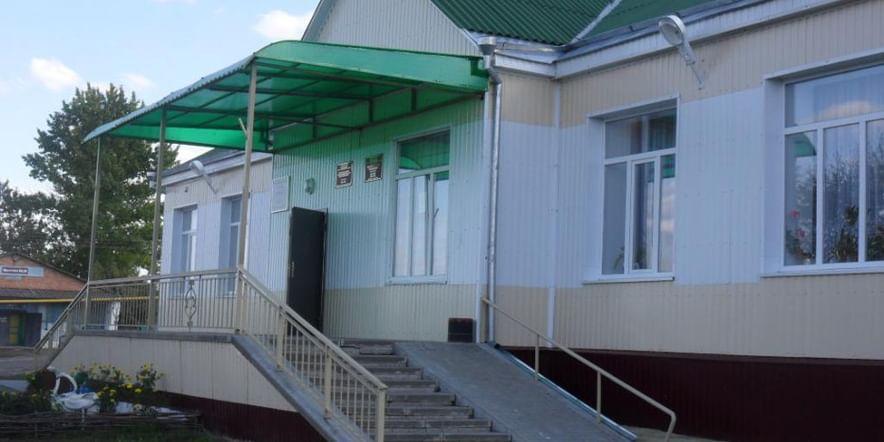 Основное изображение для учреждения Репьевский сельский дом культуры