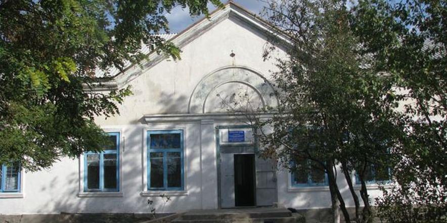 Основное изображение для учреждения Сельский клуб с. Пчельники