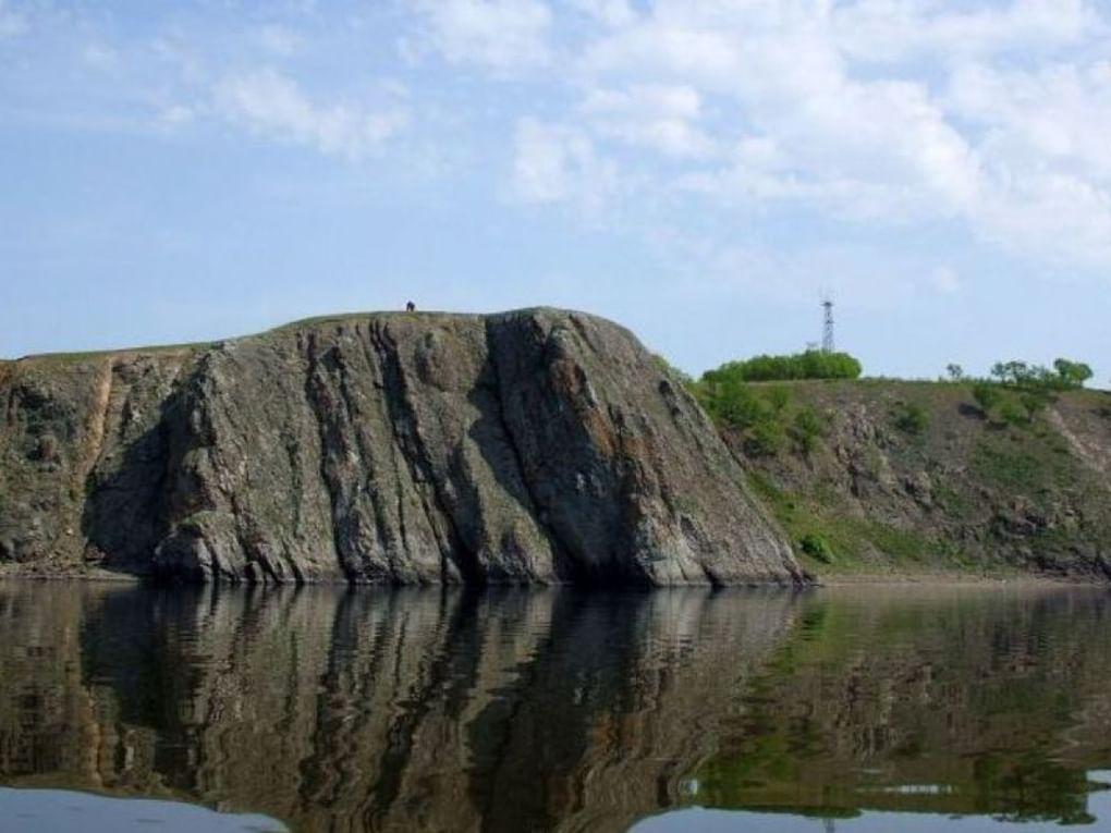 Тырский утес