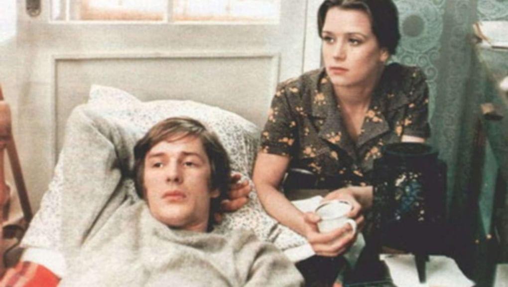 Кадр из фильма «С любимыми не расставайтесь»