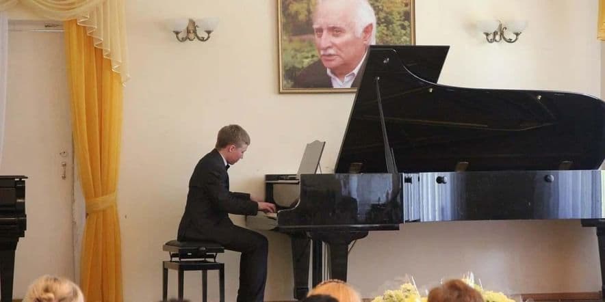 Основное изображение для события Отчетный концерт учащихся музыкального отделения Сиверской ДШИ им. И.И. Шварца