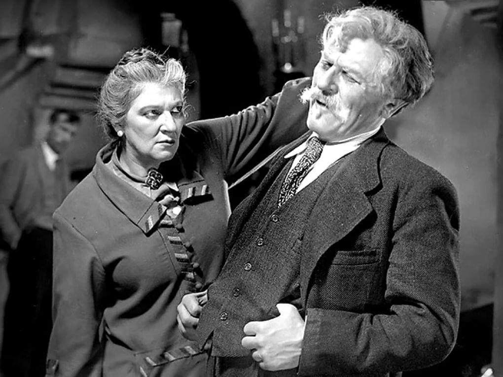 Фаина Раневская в роли Розы Скороход в художественном фильме Михаила Ромма «Мечта» (1941)