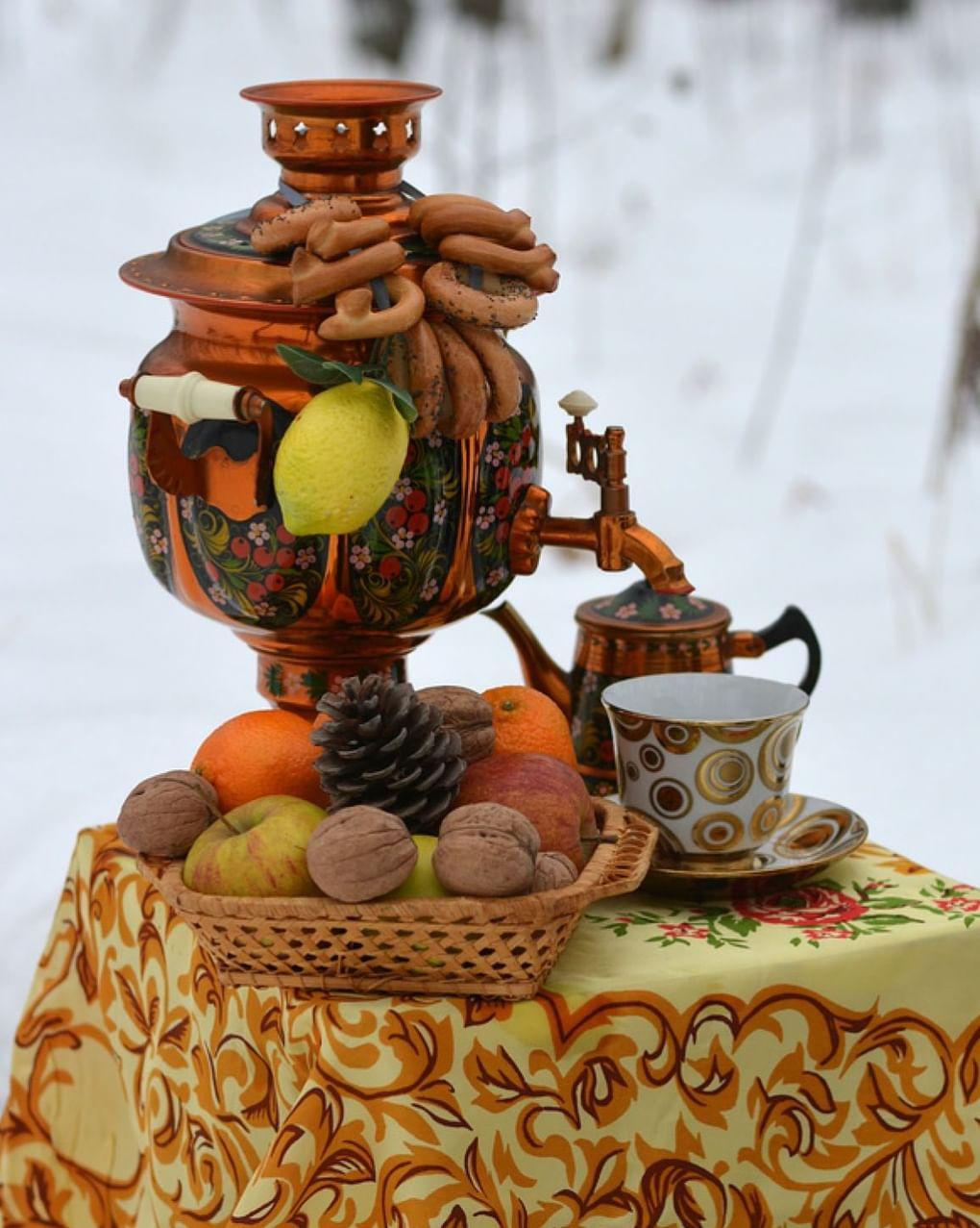 Самовар с баранками. Фотография: А. Андросов / фотобанк «Лори»