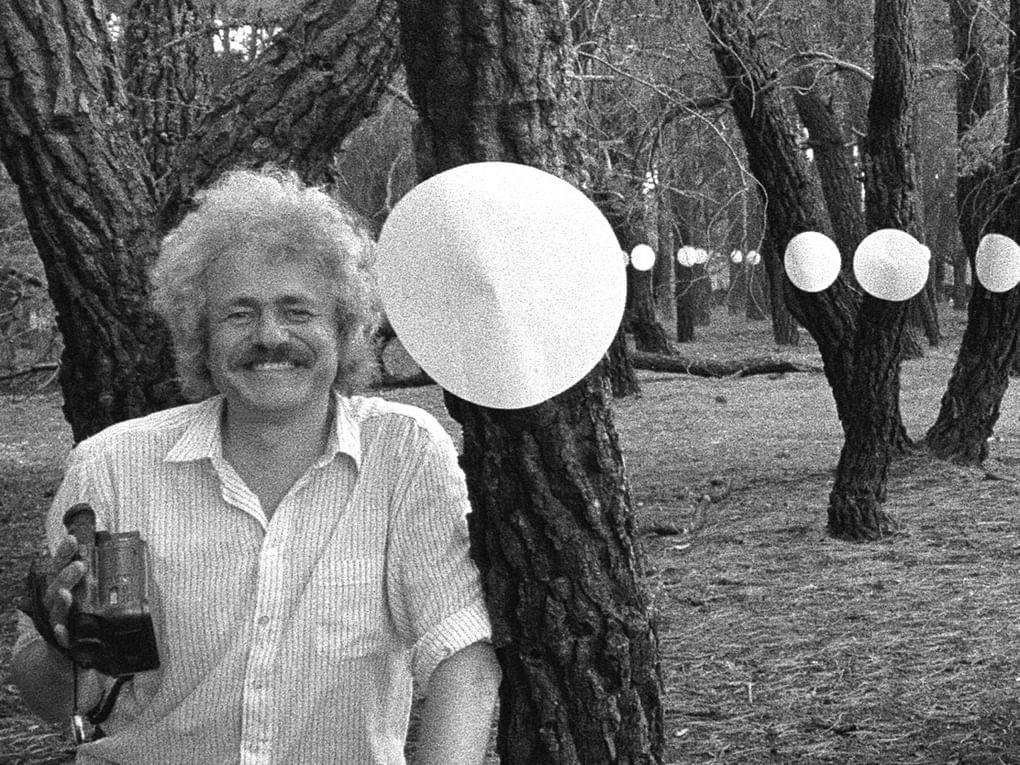 Франциско Инфанте на съемках артефактов. Деревня Матабуэна, Испания. 1993. Коллекция семьи Инфанте. Фотография предоставлена организаторами