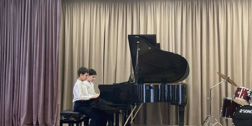 Основное изображение для события Концерт пианистов
