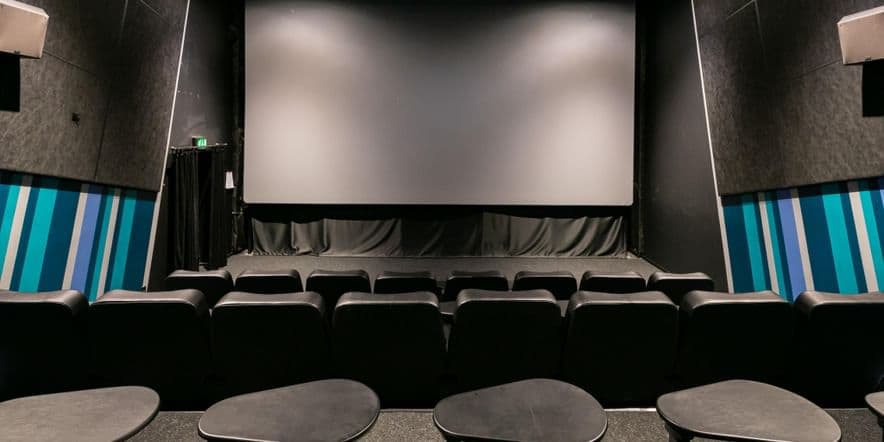 Основное изображение для учреждения Кинотеатр «Синема Парк. Планета»