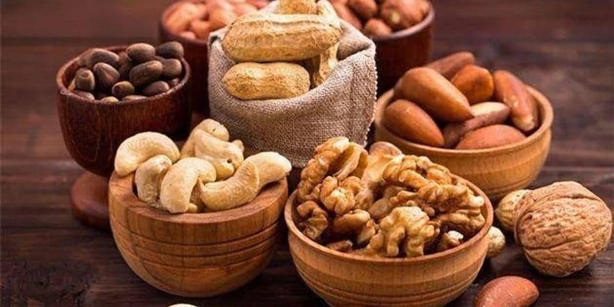 Основное изображение для события Игровая викторина «Ореховый Спас хлеб да орехи припас»