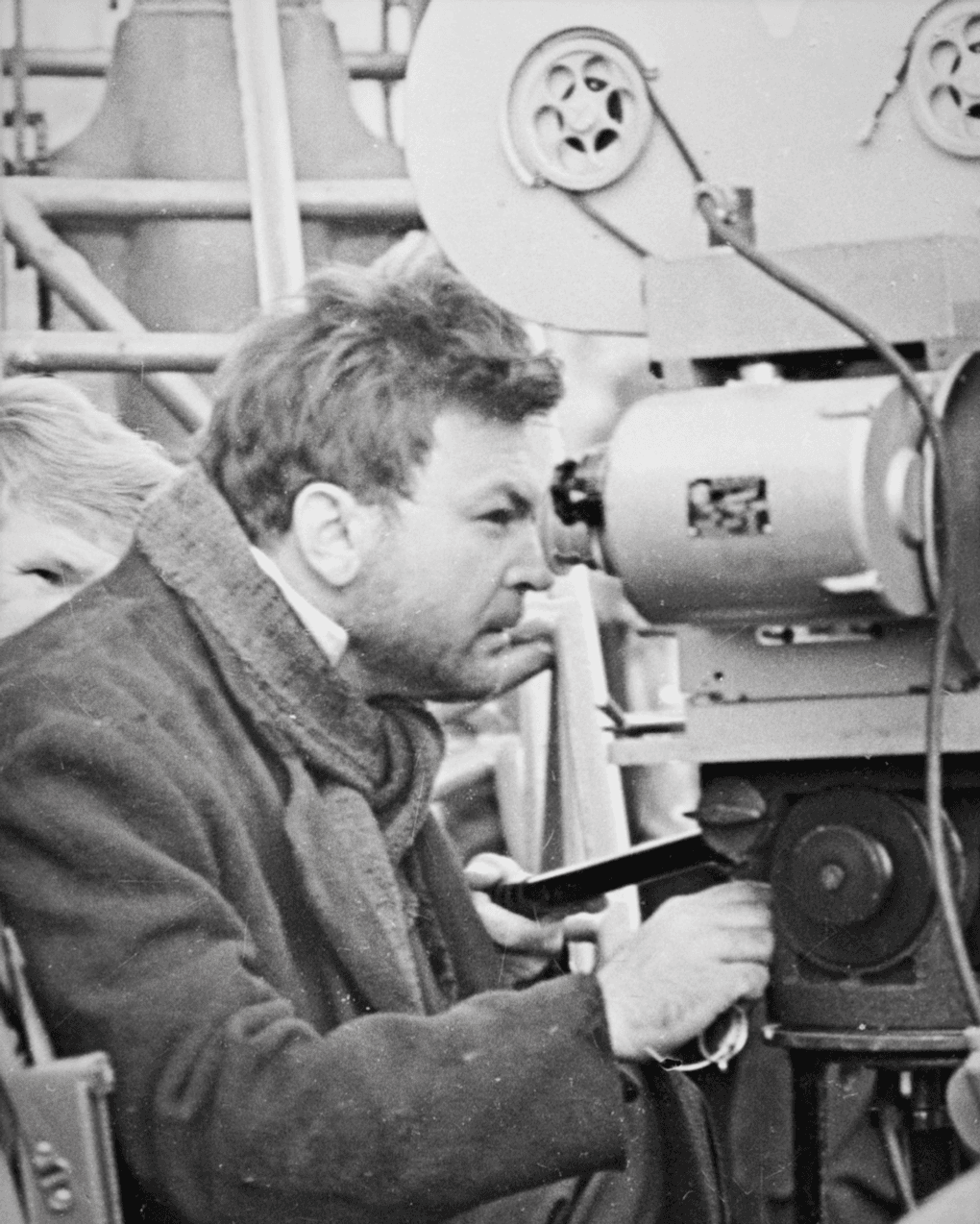 Сергей Бондарчук на съемках своего художественного фильма «Война и мир». 1964. Фотография: yablor.ru