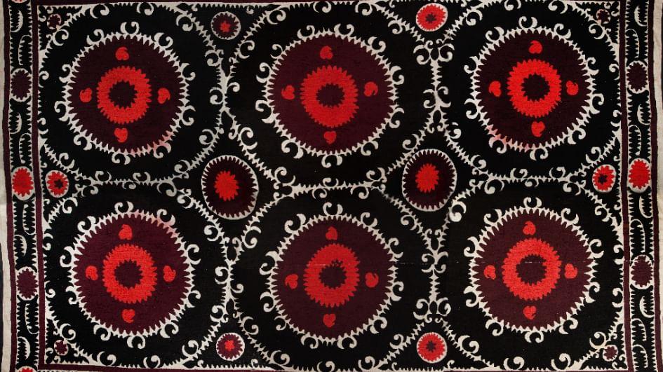 Экспонат выставки «Бухарские евреи: на перекрестке цивилизаций». Еврейский музей и центр толерантности, Москва