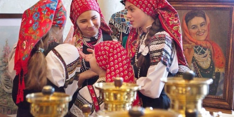 Основное изображение для события Фольклорная программа «Традиции русского чая»