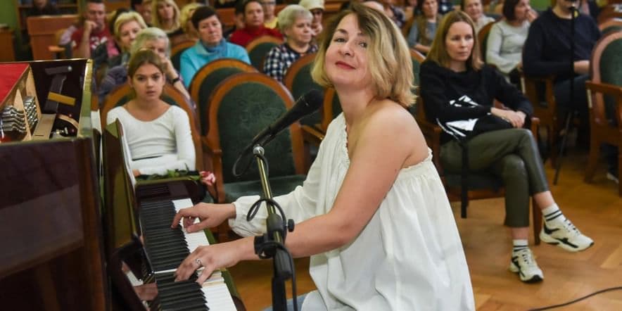 Основное изображение для события Концерт-колыбельная «Мне снилось море» Анны Лемаевой