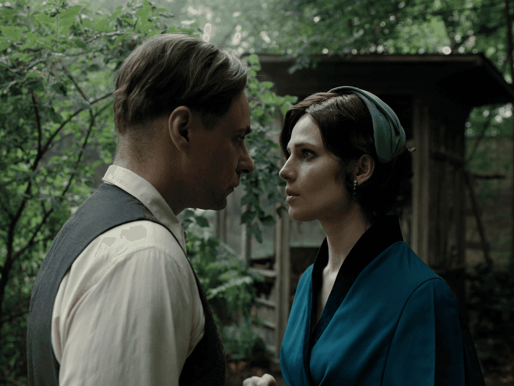 Кадр из художественного фильма Михаила Локшина «Мастер и Маргарита» (2024). Фотография: <a href="https://marsme.ru/voland" target="_blank">marsme.ru</a>