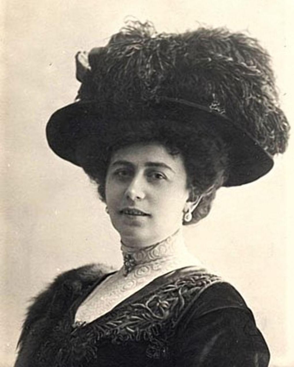 Солистка Большого театра Антонина Нежданова. Между 1900 и 1915. Фотография: Карл Фишер / <a href="https://commons.wikimedia.org/w/index.php?curid=5326494" target="_blank">Wikimedia Commons</a> /  <a href="https://commons.wikimedia.org/wiki/Template:PD-Russia-expired" target="_blank">Public Domain</a>