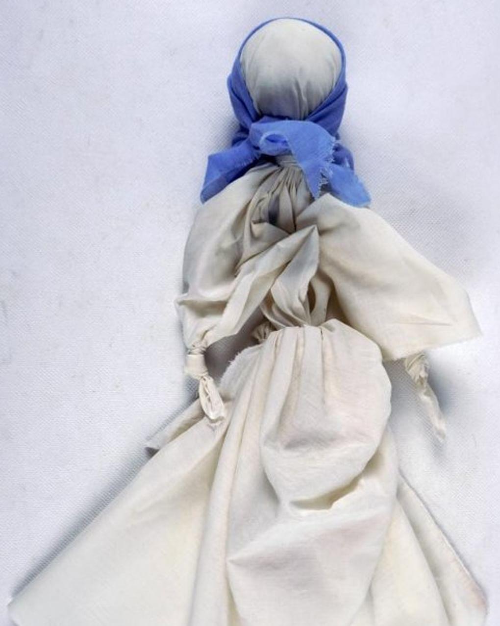 Ирина Черных. Оберег «Сонница - бессонница». 2010. Братский городской объединенный музей истории освоения Ангары, Братск, Иркутская область