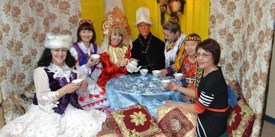 Основное изображение для события Программа «Чайные традиции народов России»