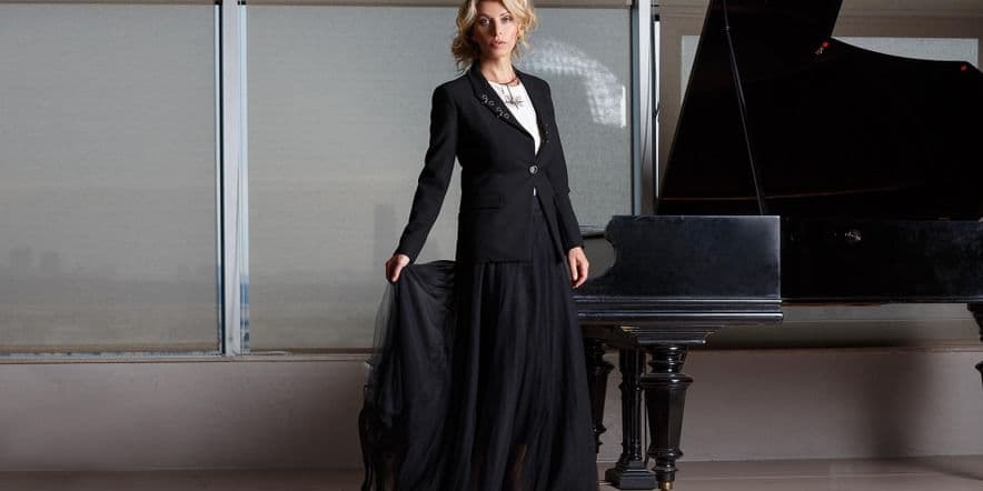 Основное изображение для события Концерт Мурманского филармонического оркестра, солистка Басиния Шульман