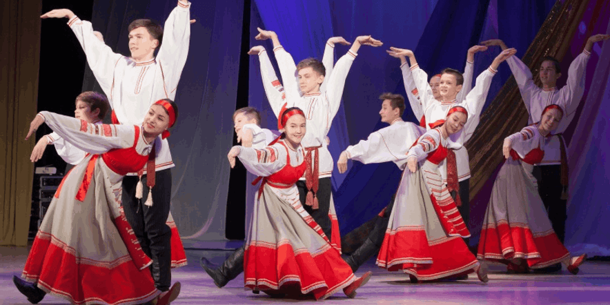 Основное изображение для события «Знакомство с основами русского народного танца»