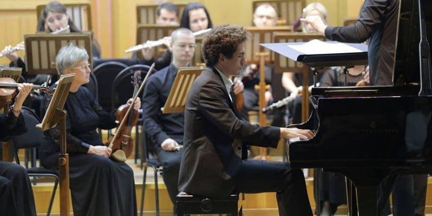 Основное изображение для события Концерт «Бетховен. К. Емельянов и Кубанский симфонический оркестр»