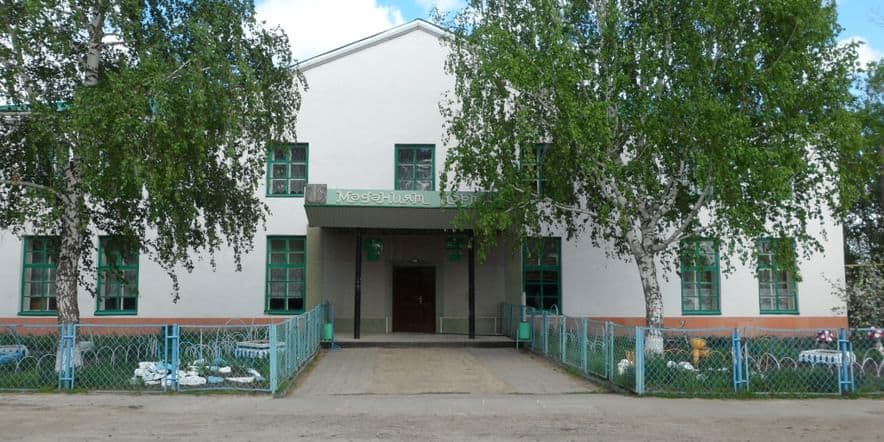 Основное изображение для учреждения Урсаевская сельская библиотека