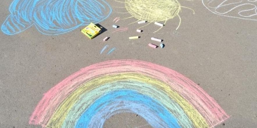 Основное изображение для события Акция«Я рисую на асфальте радугу и солнышко»