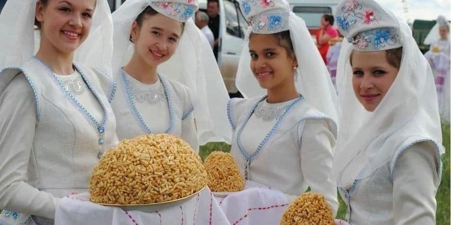 Основное изображение для события «Татарский народ и его национальные традиции» Познавательный час.