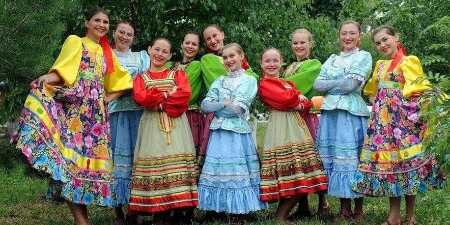 Основное изображение для события Программа «Детский ансамбль песни и танца «Зернышко» собирает друзей»