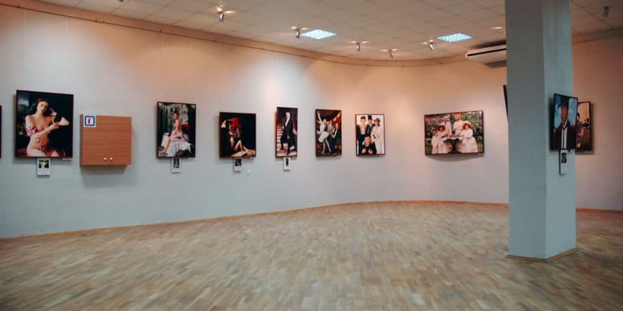 Основное изображение для учреждения Краснодарский краевой выставочный зал изобразительных искусств