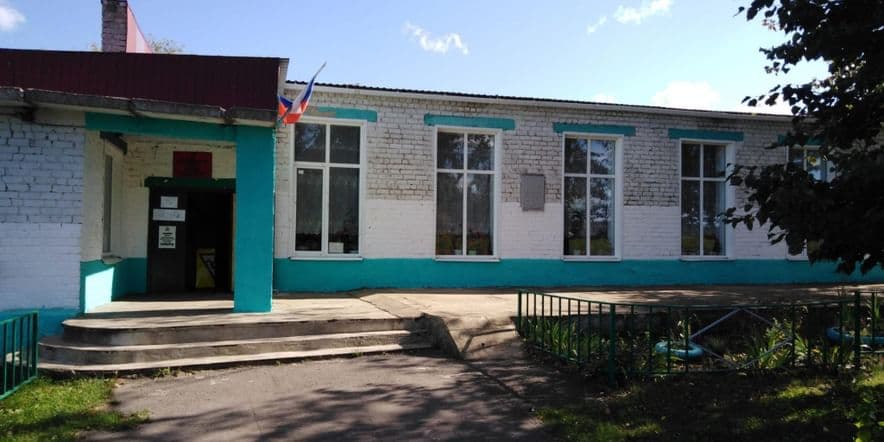 Основное изображение для учреждения Нижнеольховатский сельский дом культуры