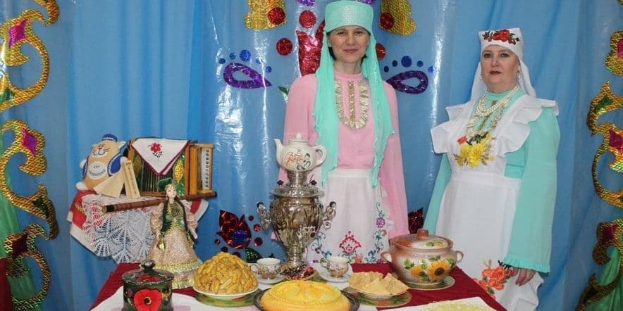 Основное изображение для события Выставка «Многогранность культуры татарского народа»