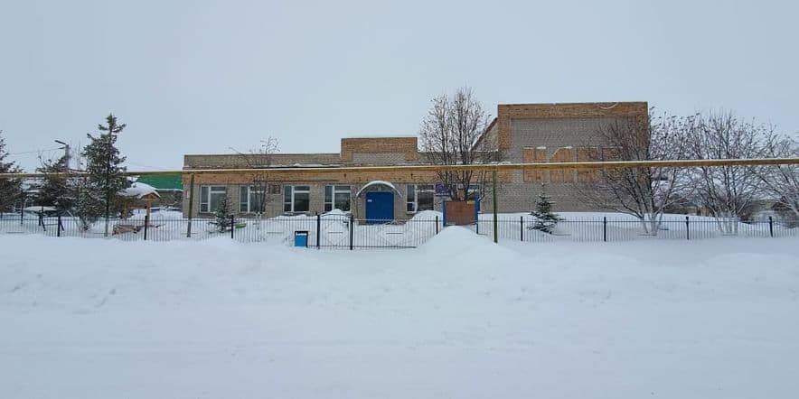 Основное изображение для учреждения Краснокадкинский сельский дом культуры
