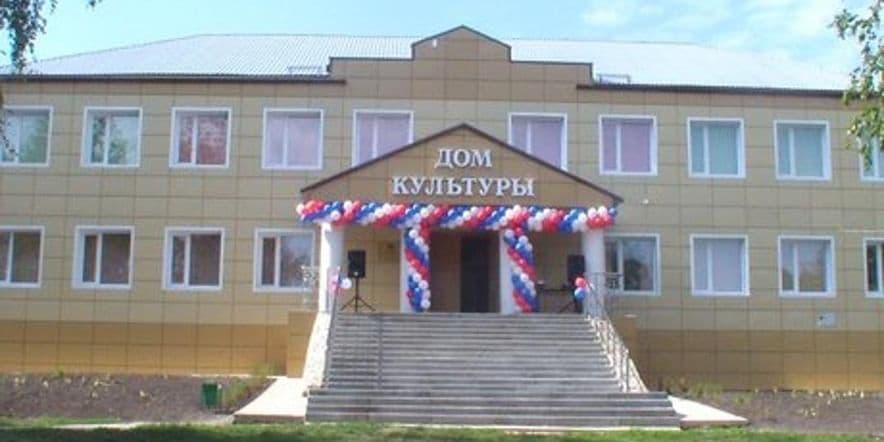 Основное изображение для учреждения Дом культуры села Вячка