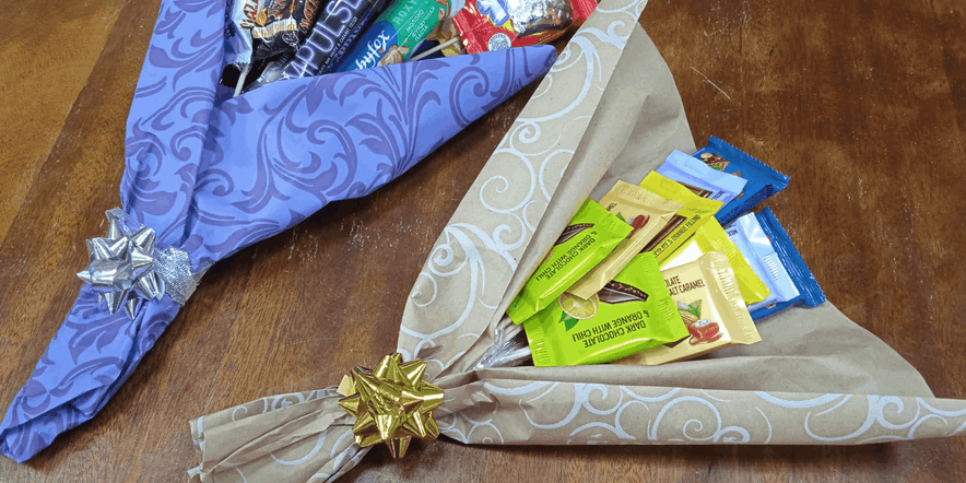 Основное изображение для события Мастер-класс «Букет из конфет: подарок маме»