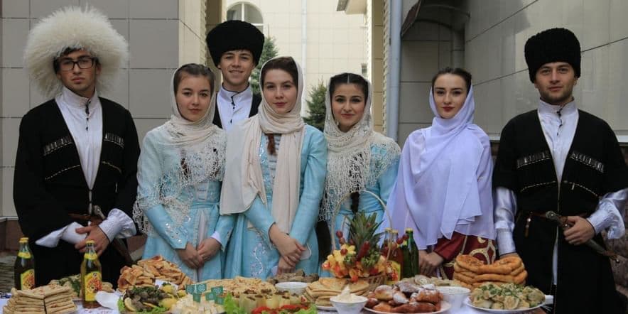 Основное изображение для события «Традиции и обычаи чеченского народа»