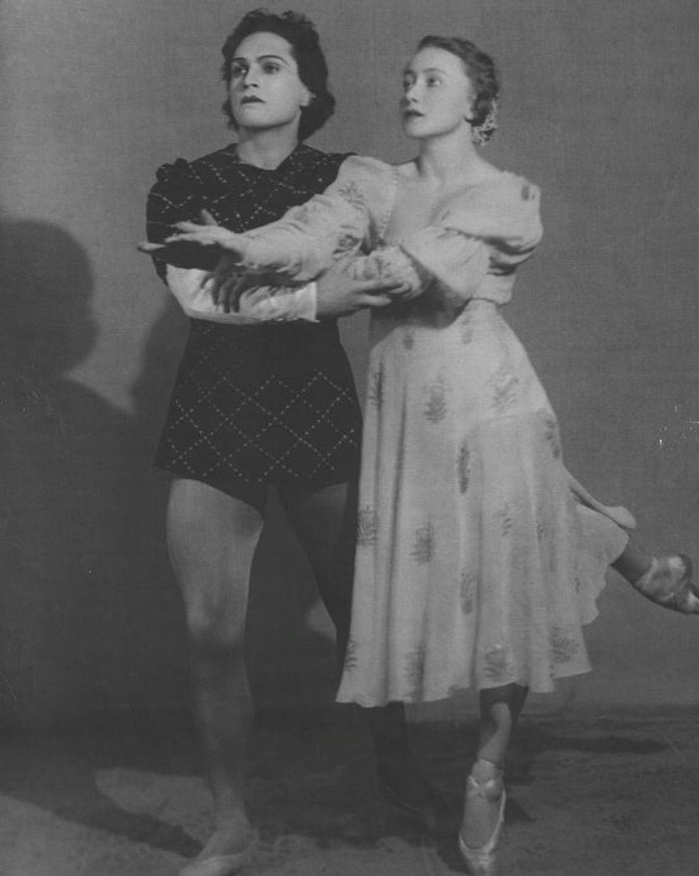 Константин Сергеев в роли Ромео и Галина Уланова в роли Джульетты в балете Сергея Прокофьева «Ромео и Джульетта». Государственный академический театр оперы и балета имени С.М. Кирова, Ленинград, не ранее 1940 года. Фотография: Государственный центральный театральный музей имени А.А. Бахрушина, Москва