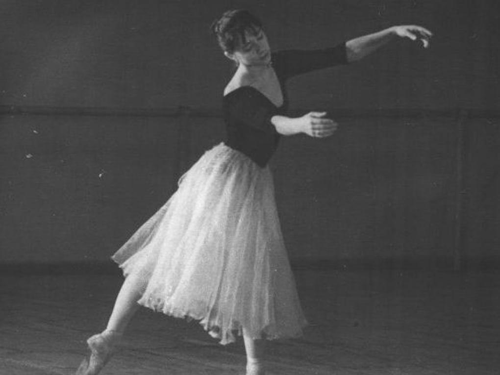 Екатерина Максимова на репетиции. 1966 год. Фотография: Владислав Микоша / Мультимедиа Арт Музей, Москва