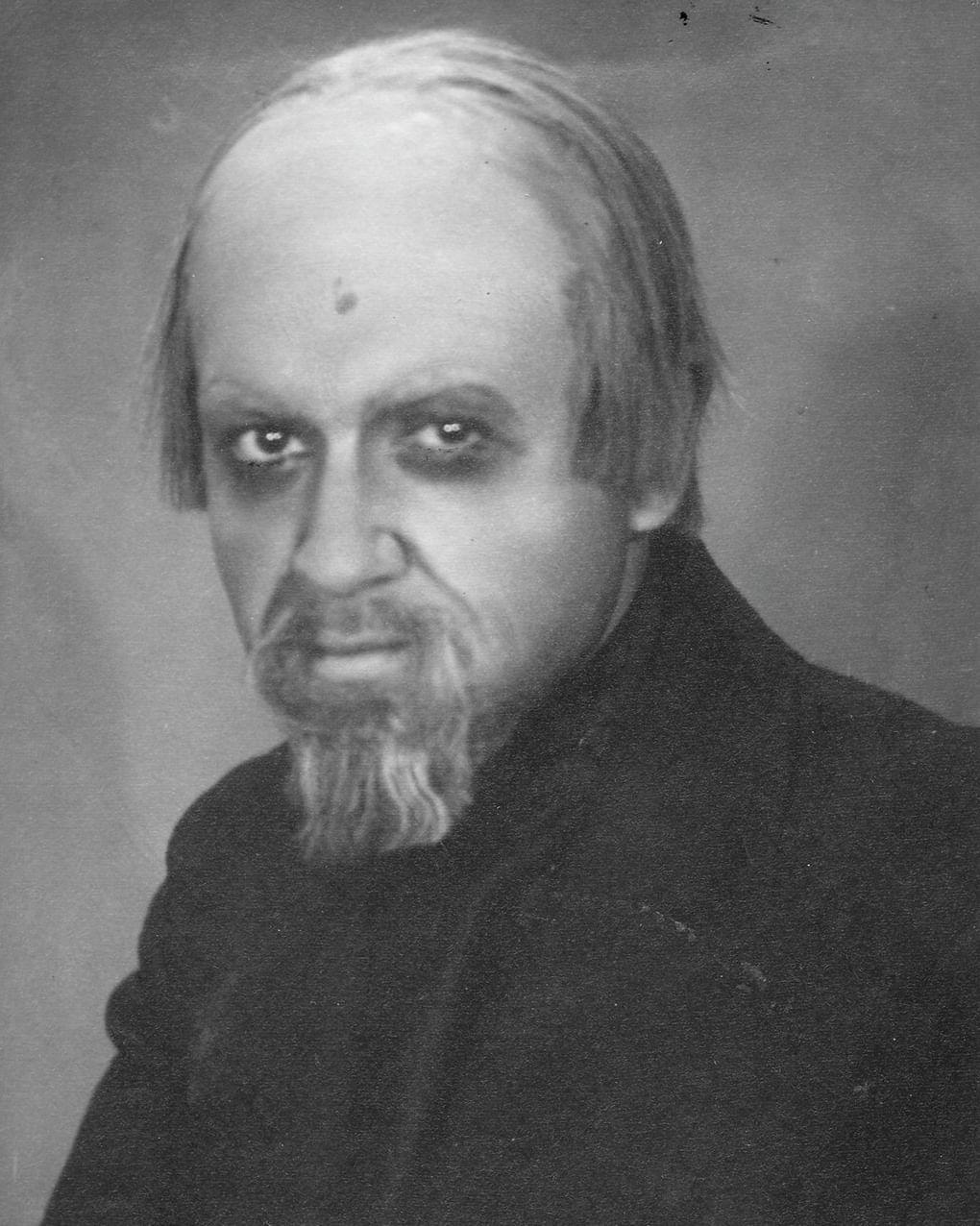 Ефим Копелян в роли Гречки в спектакле Владимира Вильнера «Дума о Британике». 1937. Ленинградский академический Большой драматический театр имени М. Горького, Ленинград. Фотография: bdt.spb.ru